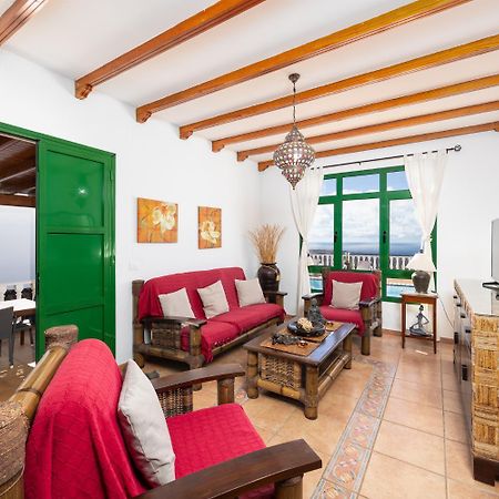 Villa Sol Y Mar Yaiza  Ngoại thất bức ảnh